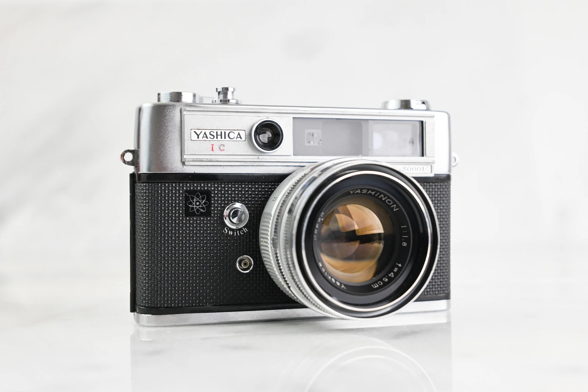 Yashica Lynx 5000e 35mm Film Rangefinder Camera — F Stop Cameras Yashica Lynx 5000e 35mm Film Rangefinder Camera — F Stop Cameras